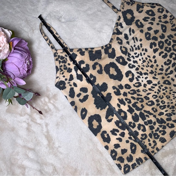 SEE NEW LISTING NWT Forever 21 Leopard Print Crop Tank - Picture 8 of 9